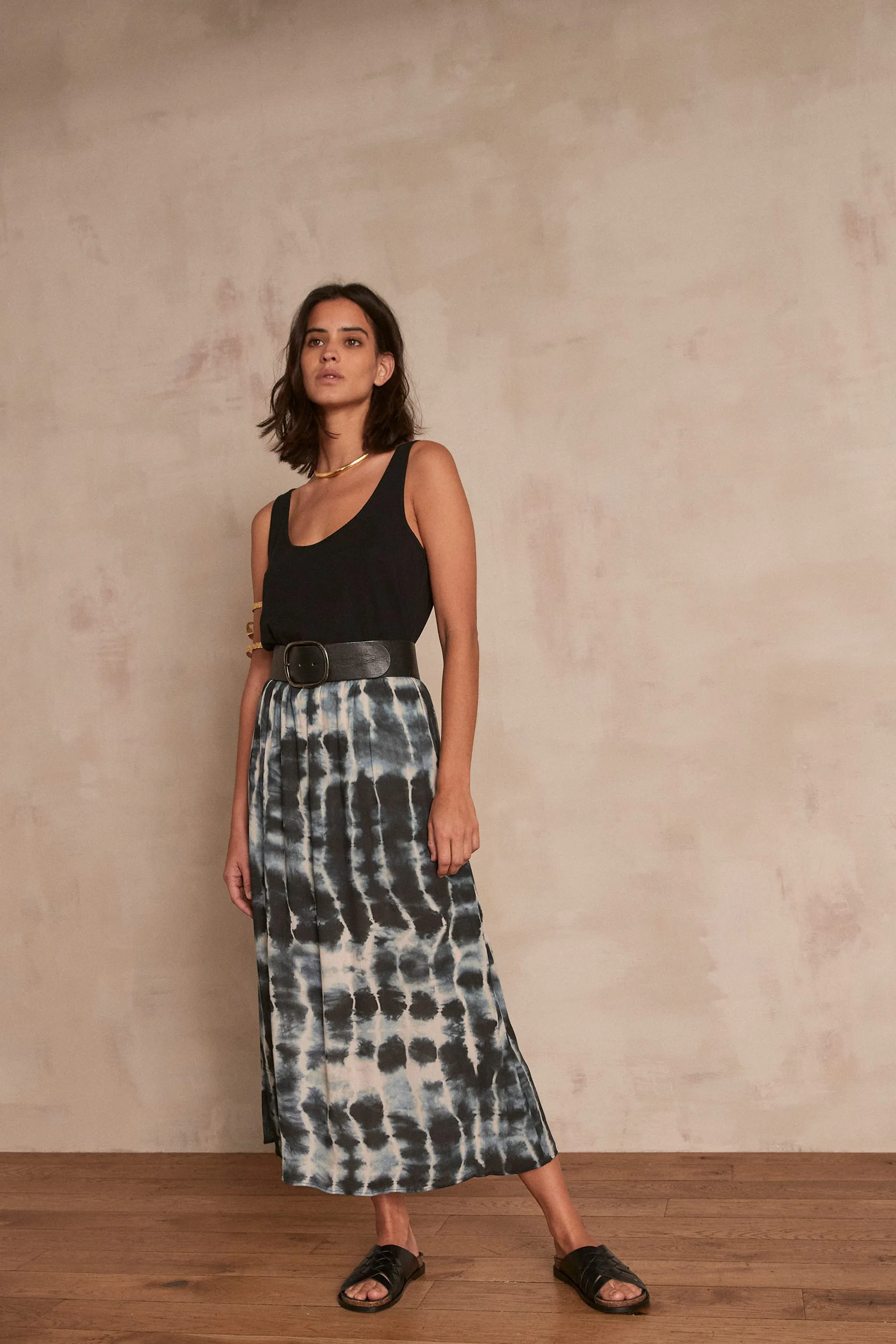 TAMINA LIGHT BLUE SKIRT
